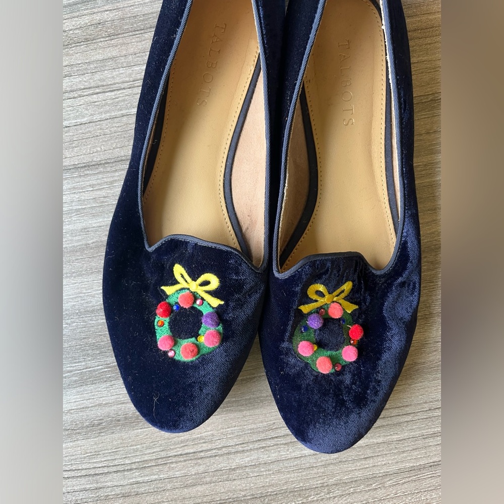 Talbots Navy Velvet Loafers with Multicolor Wreath Embroidery